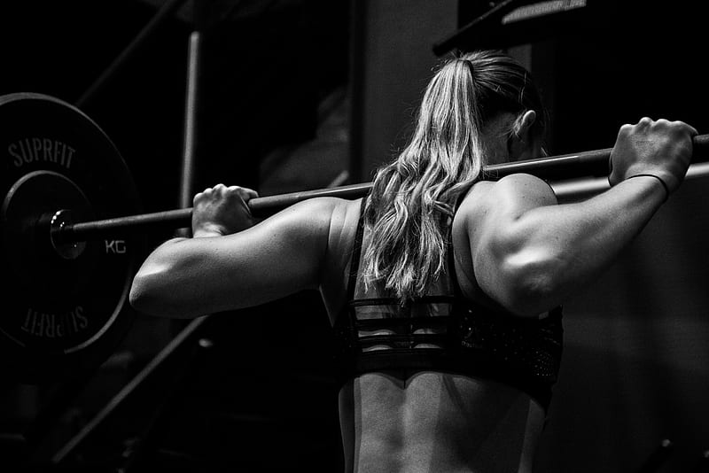 HD-wallpaper-woman-lifting-barbell